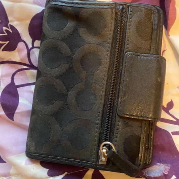 Coach wallet - Picture 2 of 3